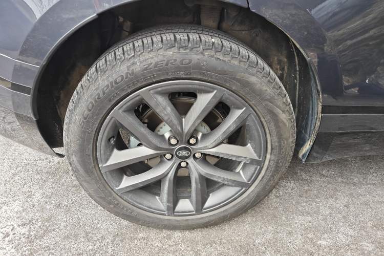 Used Land Rover Range Velar 2024 Dynamic SE Exterior 8