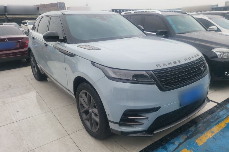 Used Land Rover Range Velar 2024 Dynamic SE Front Right 45 Deg