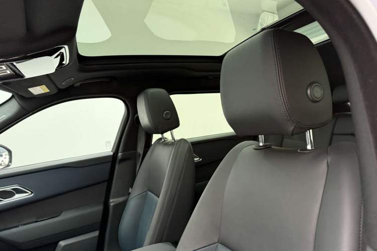 Used Land Rover Range Velar 2024 Dynamic SE Headliner