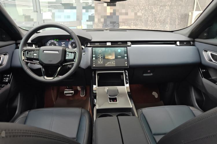 Used Land Rover Range Velar 2024 Dynamic SE Interior 2