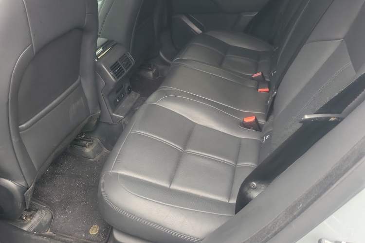 Used Land Rover Range Velar 2024 Dynamic SE Left Rear Seat