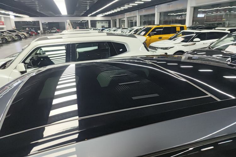 Used Land Rover Range Velar 2024 Dynamic SE Roof