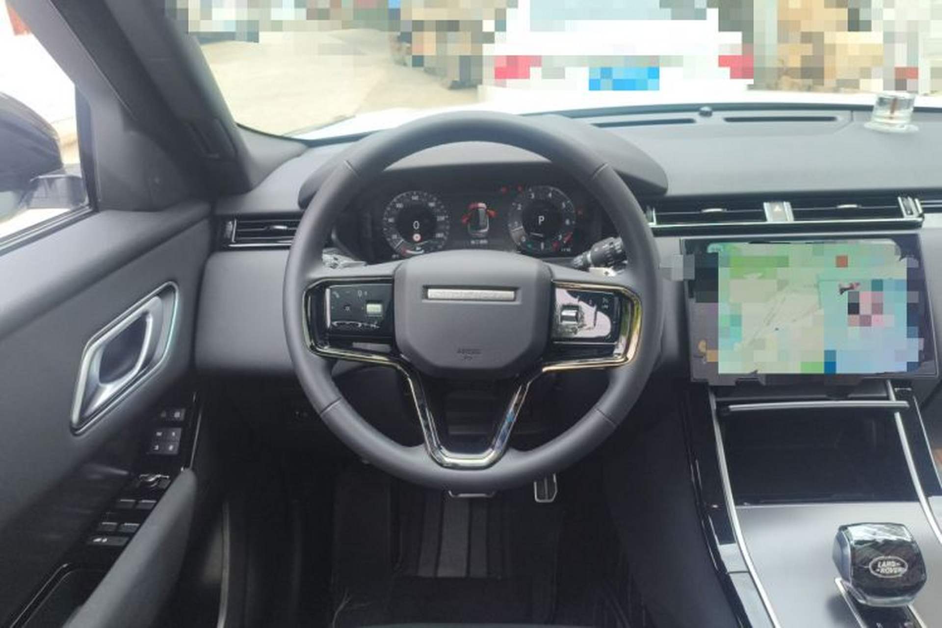 Used Land Rover Range Velar 2024 Dynamic SE Steering Wheel