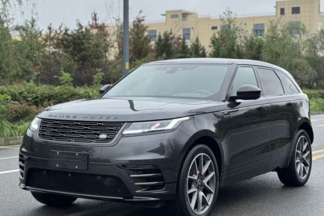 Ojetý Land Rover Range Velar 2024 Dynamic HSE