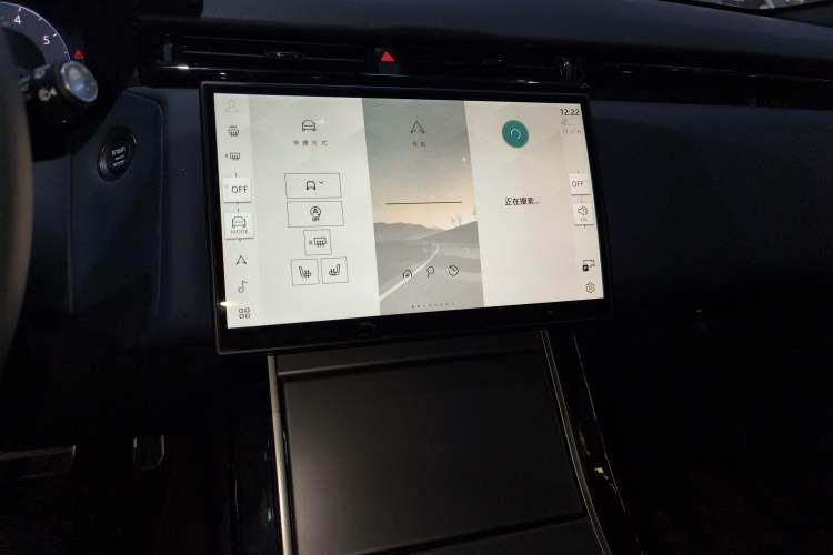 Used Land Rover Range Velar 2024 Dynamic SE Audio And AC Panel