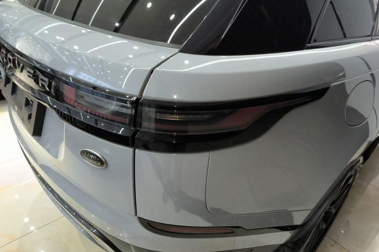 Used Land Rover Range Velar 2024 Dynamic SE Exterior 3