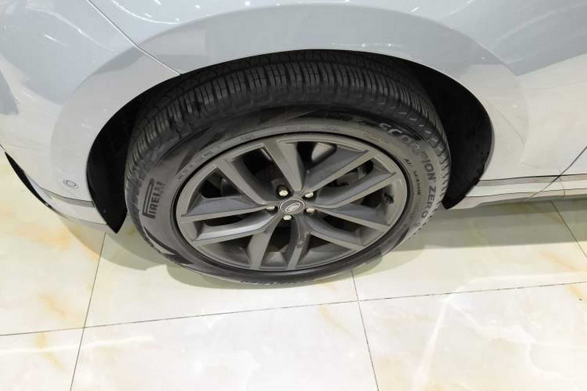 Used Land Rover Range Velar 2024 Dynamic SE Exterior 4