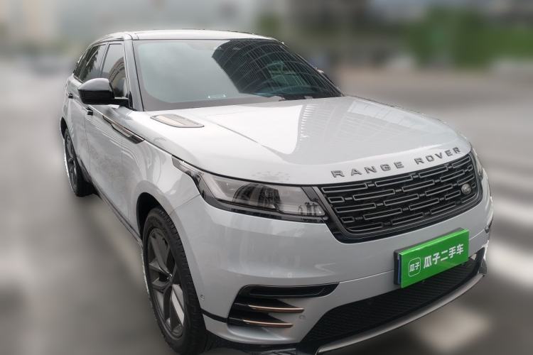 Used Land Rover Range Velar 2024 Dynamic SE Front Right 45 Deg
