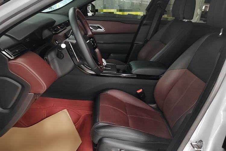 Used Land Rover Range Velar 2024 Dynamic HSE Left Front Seat