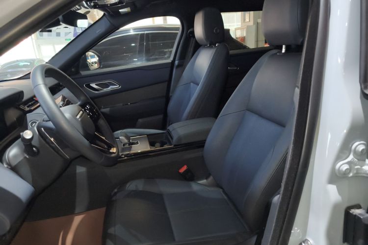 Used Land Rover Range Velar 2024 Dynamic SE Left Front Seat