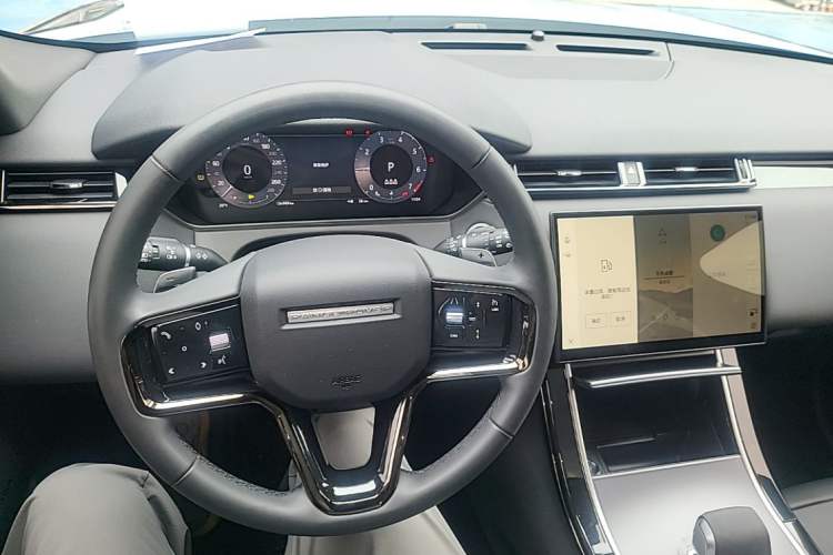 Used Land Rover Range Velar 2024 Dynamic SE Steering Wheel