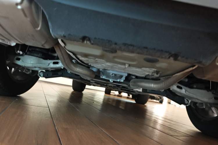 Used Land Rover Range Velar 2024 Dynamic SE Chassis Rear