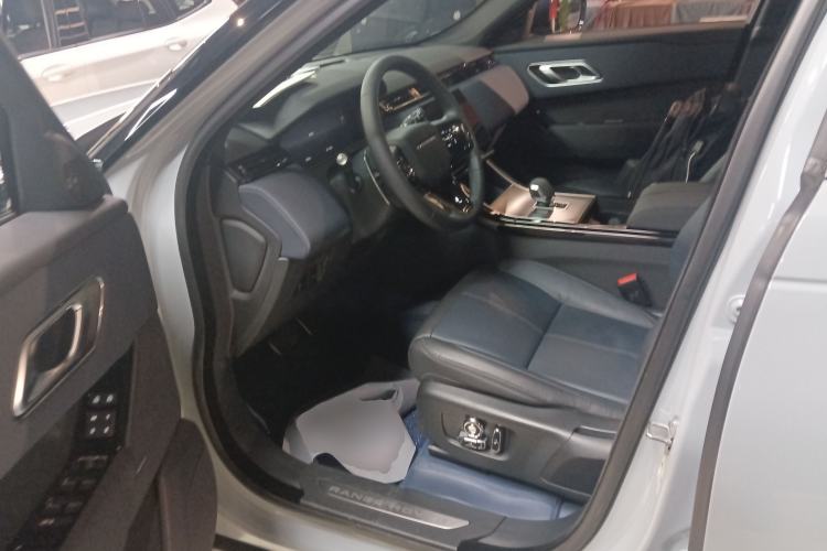 Used Land Rover Range Velar 2024 Dynamic SE Driver Seat
