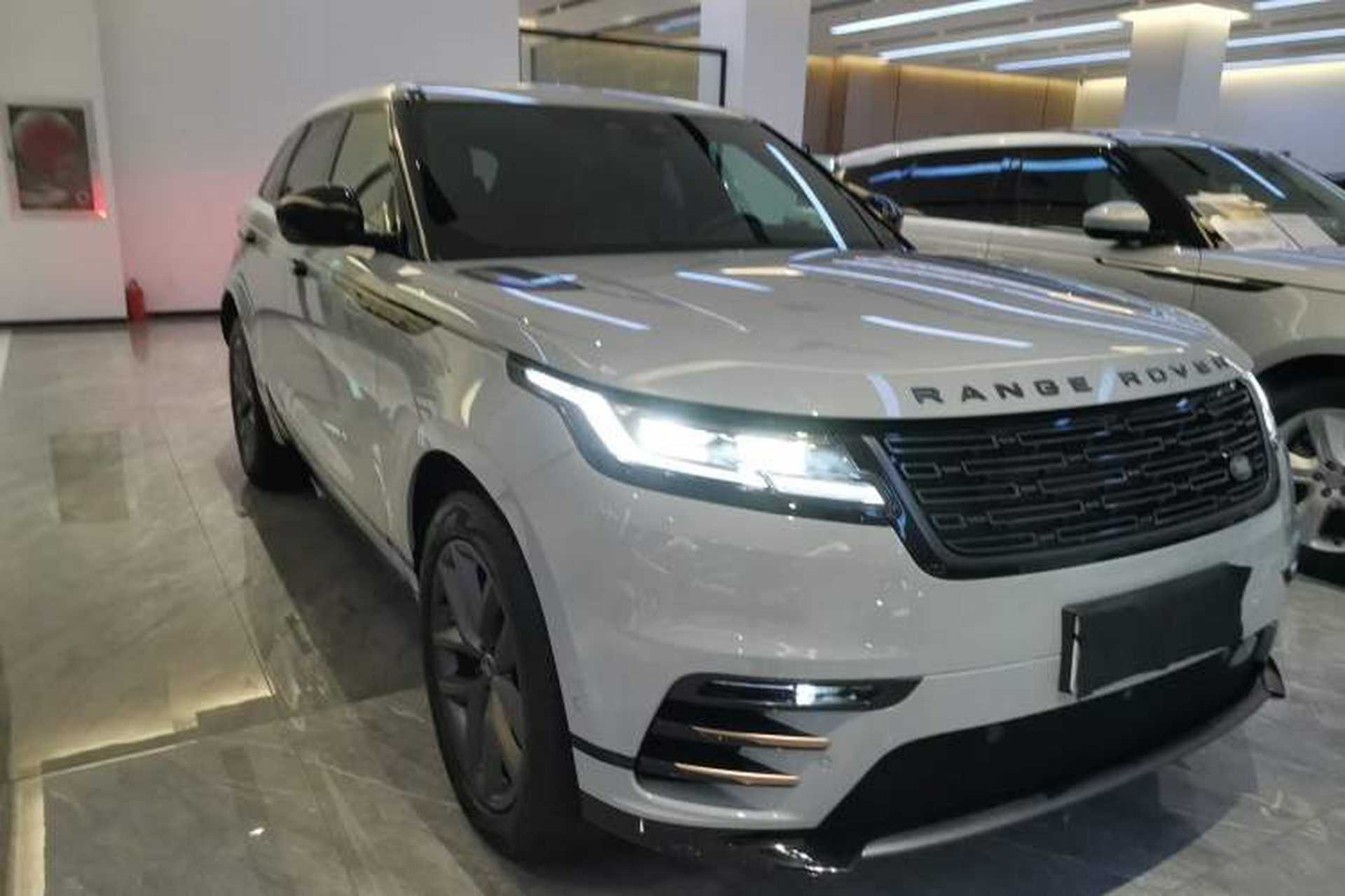 Used Land Rover Range Velar 2024 Dynamic SE Front Right 45 Deg