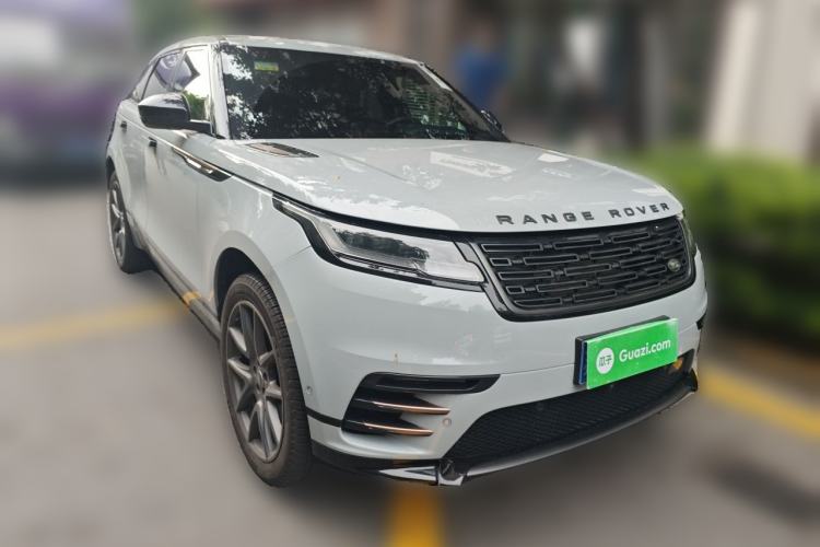 Used Land Rover Range Velar 2024 Dynamic HSE Front Right 45 Deg