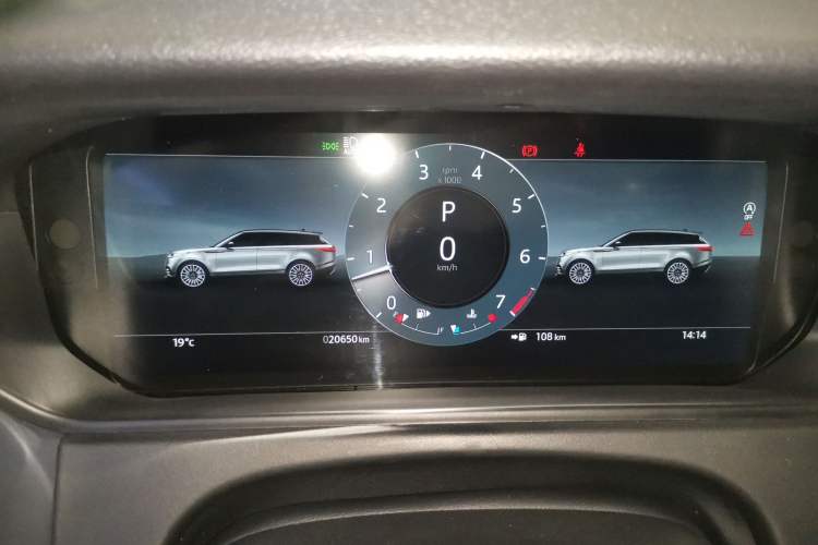 Used Land Rover Range Velar 2024 Dynamic SE Instrument Cluster