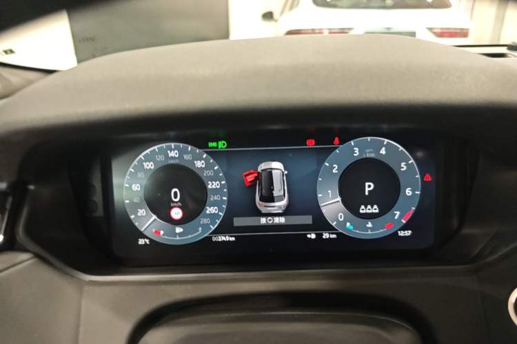 Used Land Rover Range Velar 2024 Dynamic SE Instrument Cluster