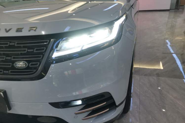 Used Land Rover Range Velar 2024 Dynamic SE Left Front Headlight