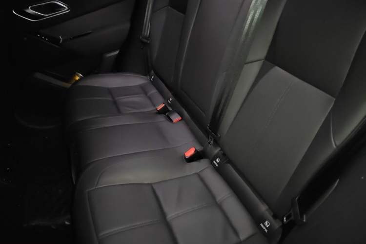 Used Land Rover Range Velar 2024 Dynamic SE Left Rear Seat