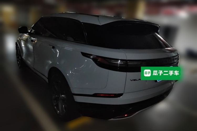 Used Land Rover Range Velar 2024 Dynamic SE Rear Left 45 Deg