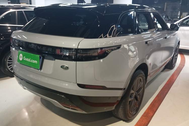 Used Land Rover Range Velar 2024 Dynamic SE Rear Right 45 Deg