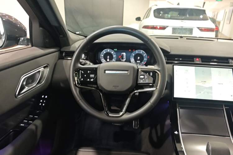 Used Land Rover Range Velar 2024 Dynamic SE Steering Wheel
