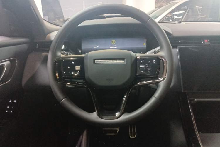 Used Land Rover Range Velar 2024 Dynamic SE Steering Wheel