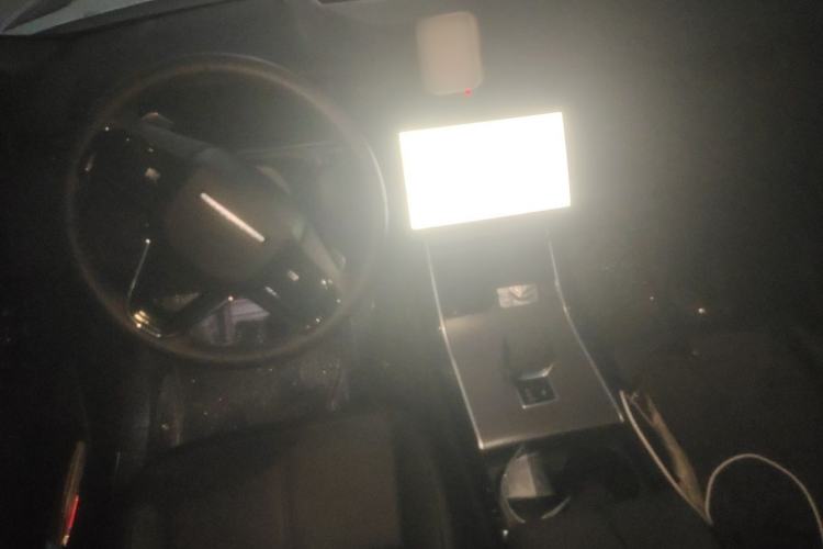 Used Land Rover Range Velar 2024 Dynamic SE Center Console