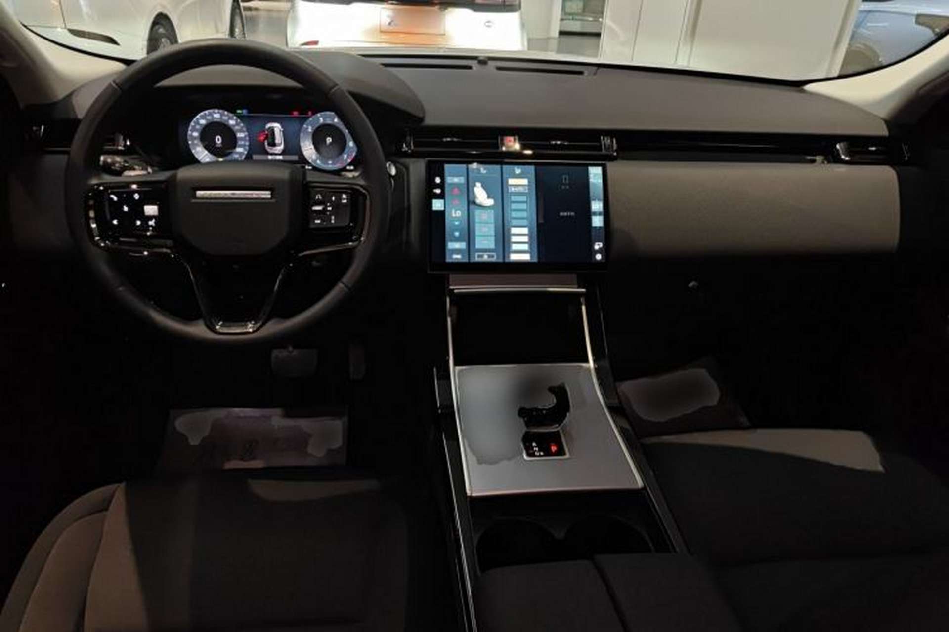 Used Land Rover Range Velar 2024 S Model Center Console