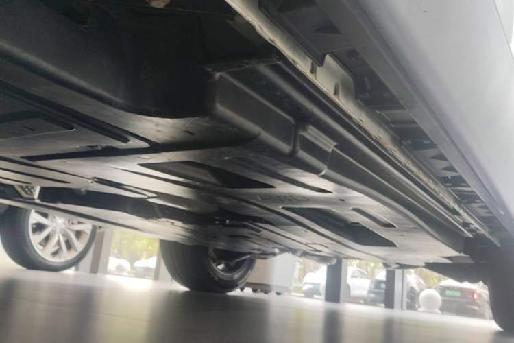 Used Land Rover Range Velar 2024 S Model Chassis Front Left