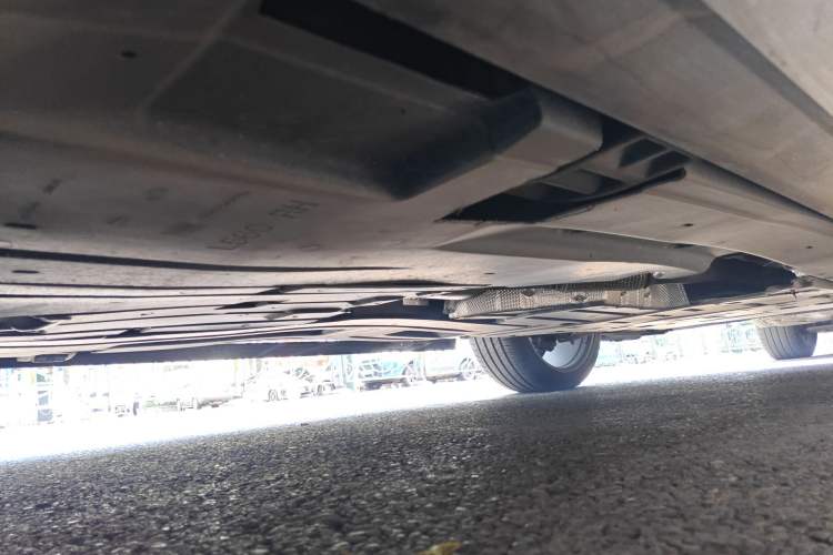 Used Land Rover Range Velar 2024 Dynamic SE Chassis Rear Right