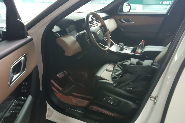 Used Land Rover Range Velar 2024 Dynamic HSE Driver Seat