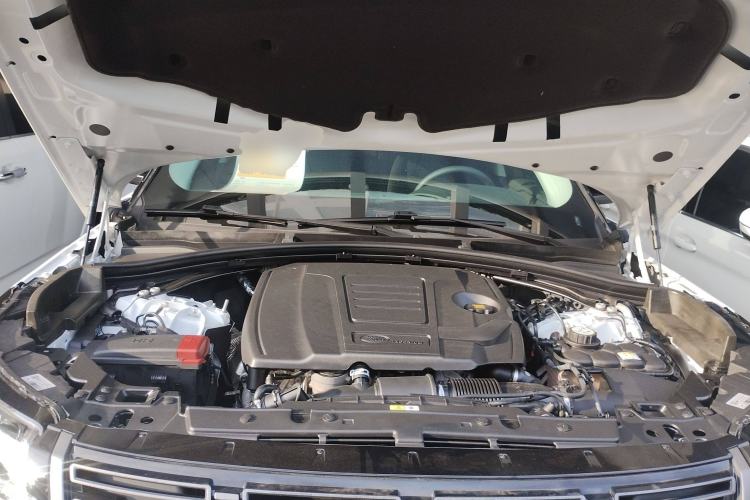 Used Land Rover Range Velar 2024 S Model Engine Bay