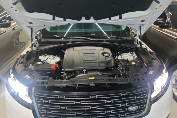 Used Land Rover Range Velar 2024 S Model Engine Bay