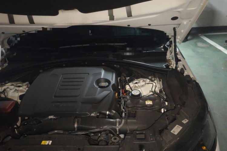 Used Land Rover Range Velar 2024 Dynamic SE Engine Bay Left