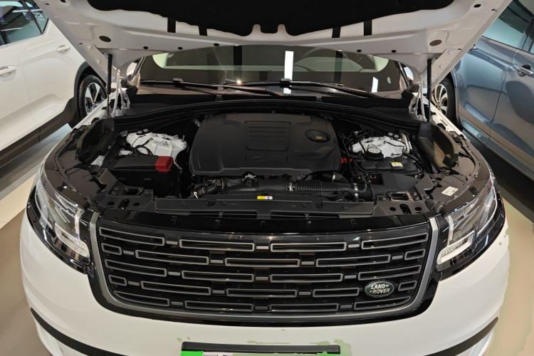 Used Land Rover Range Velar 2024 S Model Engine Bay