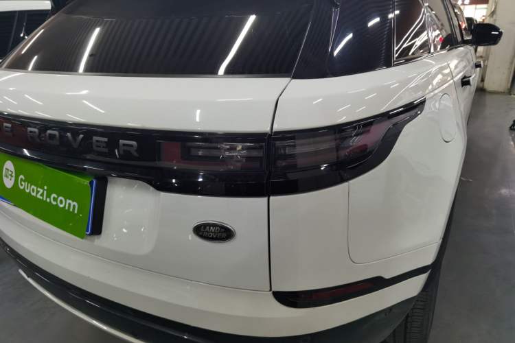 Used Land Rover Range Velar 2024 Dynamic HSE Exterior 3