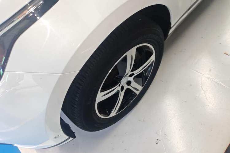 Used Land Rover Range Velar 2024 S Model Exterior 4