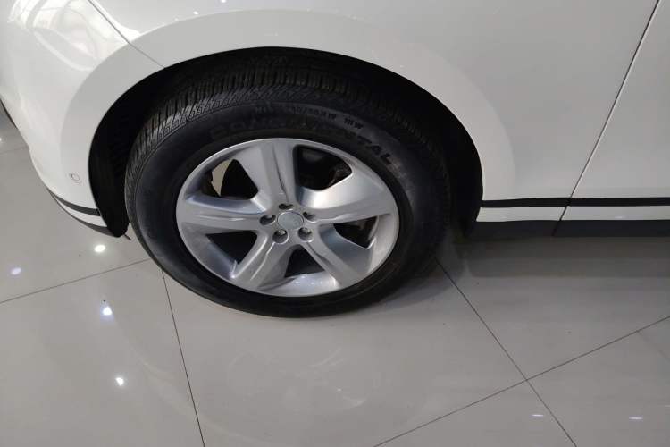 Used Land Rover Range Velar 2024 S Model Exterior 4