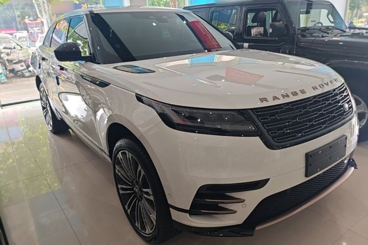 Used Land Rover Range Velar 2024 Flagship Edition Front Right 45 Deg