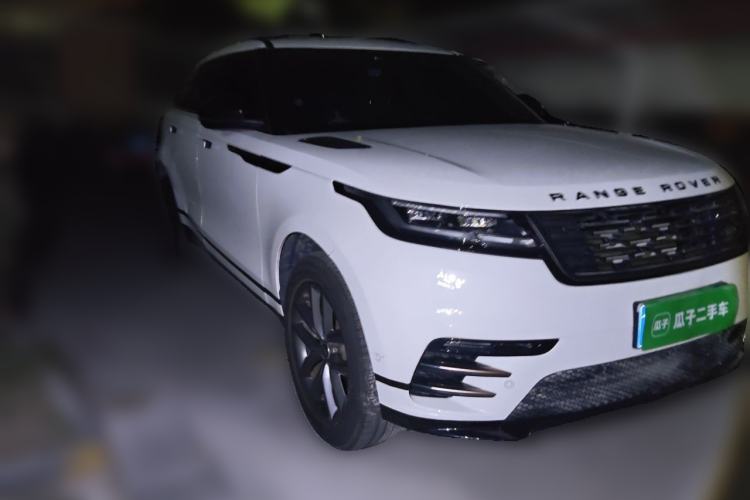 Used Land Rover Range Velar 2024 Dynamic SE Front Right 45 Deg
