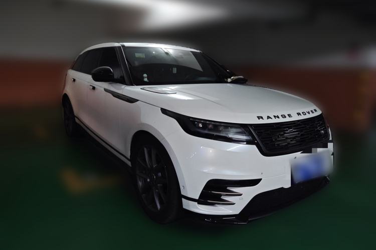 Used Land Rover Range Velar 2024 Dynamic HSE Front Right 45 Deg