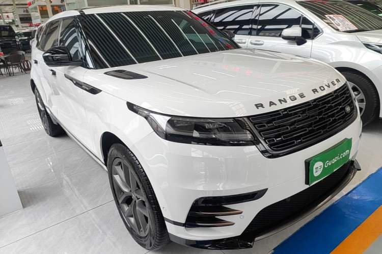 Used Land Rover Range Velar 2024 Dynamic SE Front Right 45 Deg