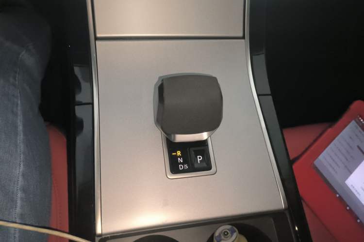 Used Land Rover Range Velar 2024 S Model Gear Lever