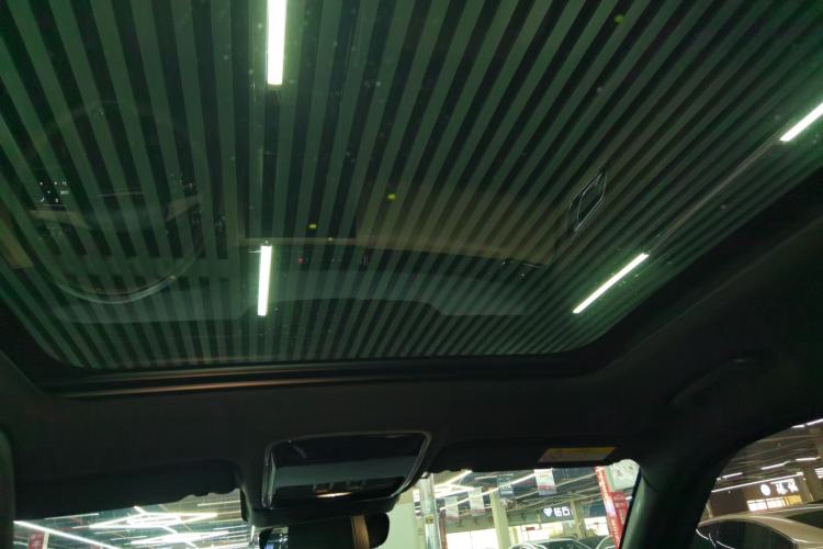 Used Land Rover Range Velar 2024 Dynamic HSE Headliner