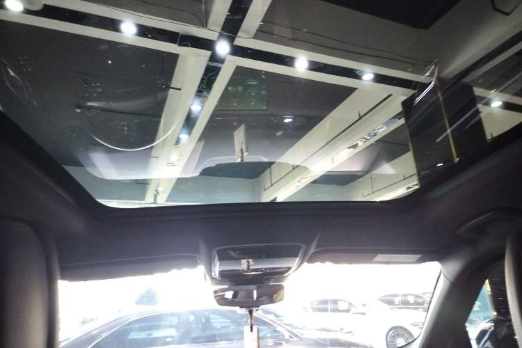 Used Land Rover Range Velar 2024 Dynamic HSE Headliner