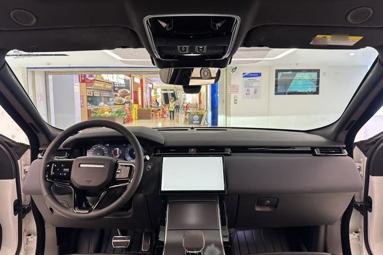Used Land Rover Range Velar 2024 Dynamic SE Interior 2
