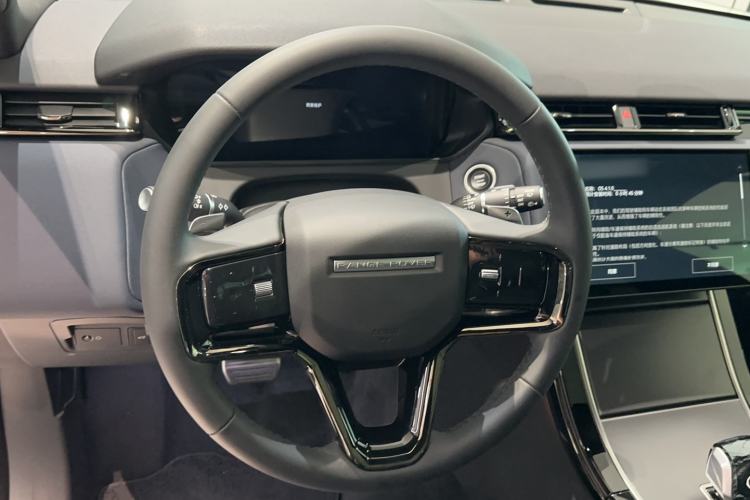 Used Land Rover Range Velar 2024 Dynamic SE Interior 5