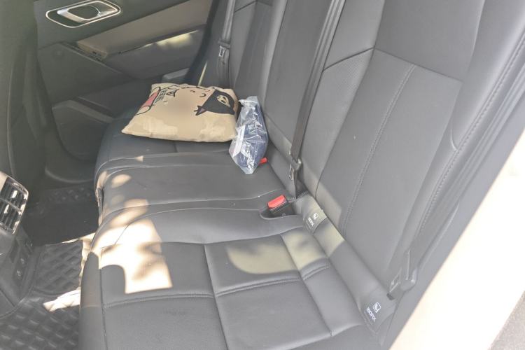 Used Land Rover Range Velar 2024 Dynamic SE Left Rear Seat