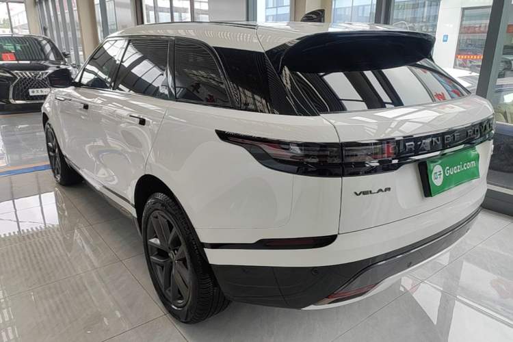 Used Land Rover Range Velar 2024 Dynamic SE Rear Left 45 Deg